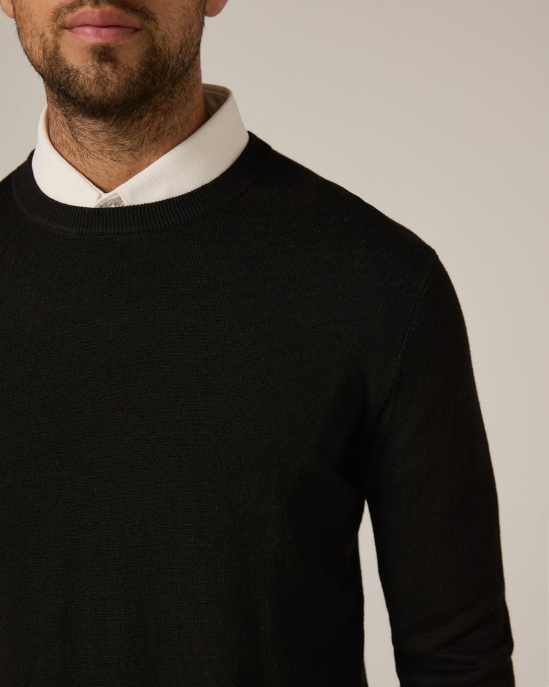 black-8767